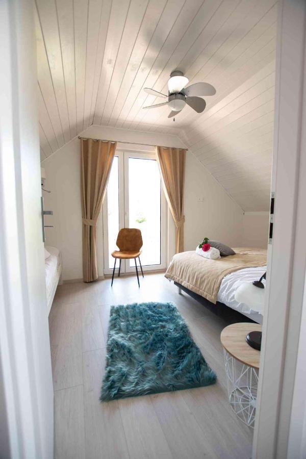 Resort Holiday Natural - Gosciniec Zacisze Chmielno Dış mekan fotoğraf
