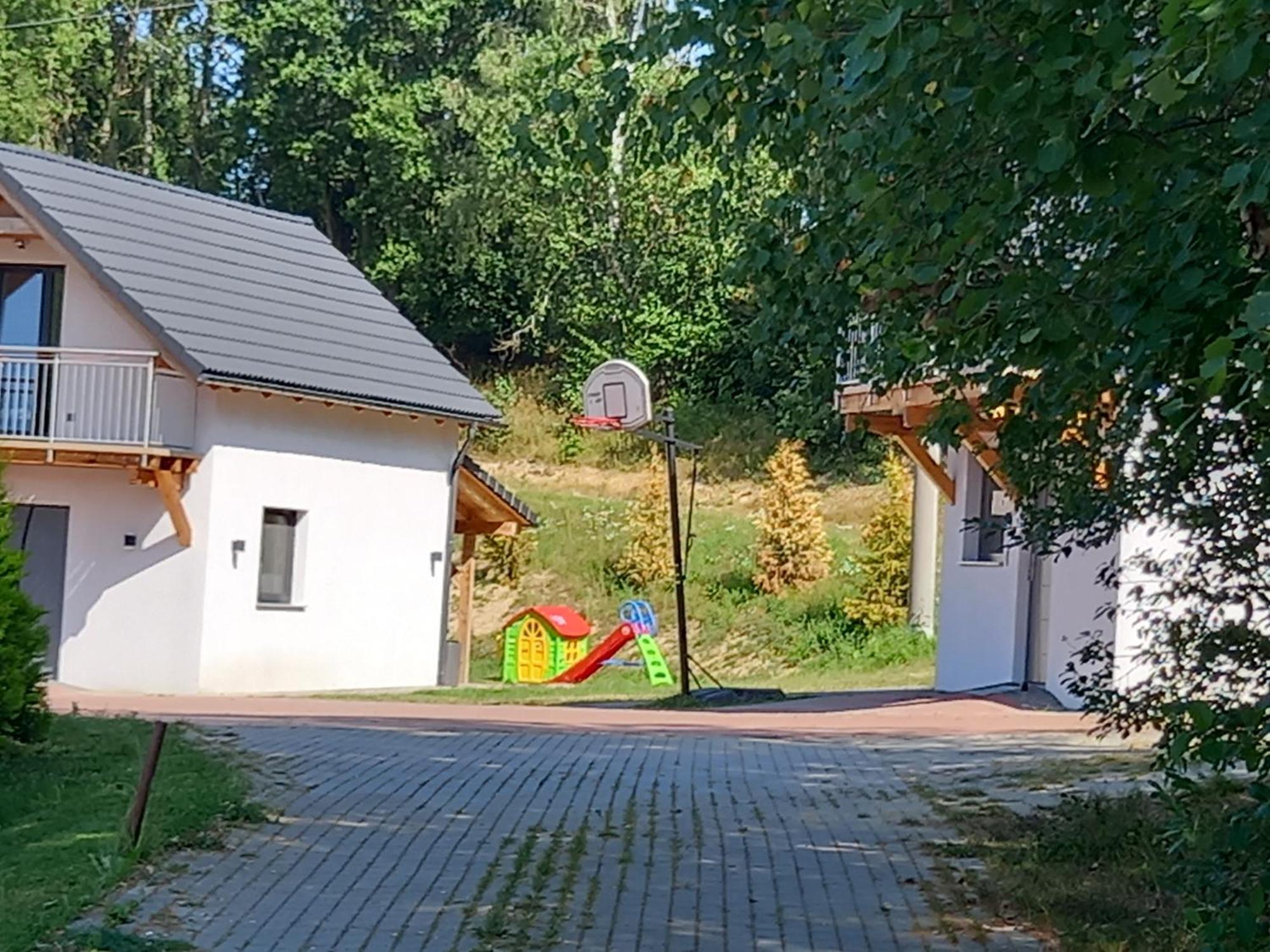 Resort Holiday Natural - Gosciniec Zacisze Chmielno Dış mekan fotoğraf